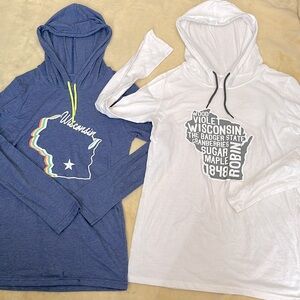 Bundle of 2 Wisconsin pullovers